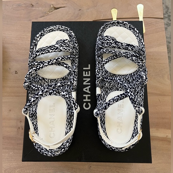 Chanel Seabreeze Rope Sandals, Size 38 - Picture 2 of 9